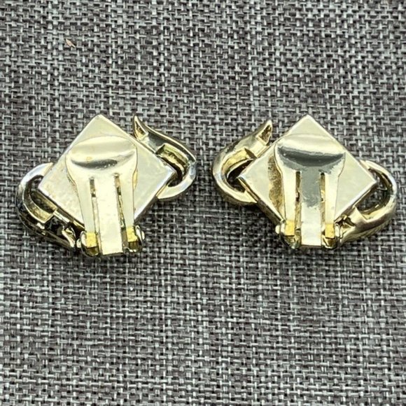 Clip On Earrings Pearl White Diamond Silver Swirl Retro Vintage Soft Girl Glam - Picture 5 of 5